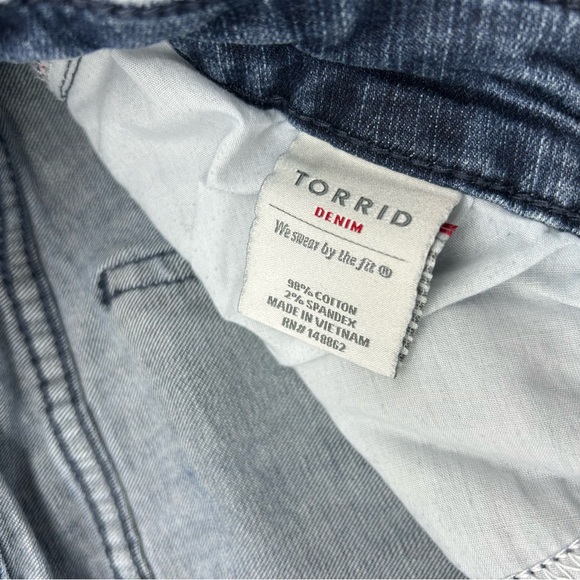 Torrid Women’s Plus Size Blue Stretch Mid-Rise Skinny Jean Size 20 - Picture 9 of 9
